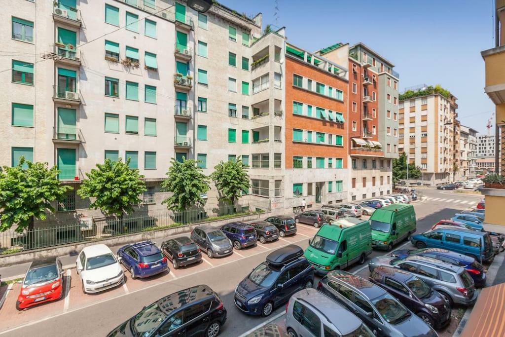Spacious And New Apt In Citta Studi 米兰 外观 照片