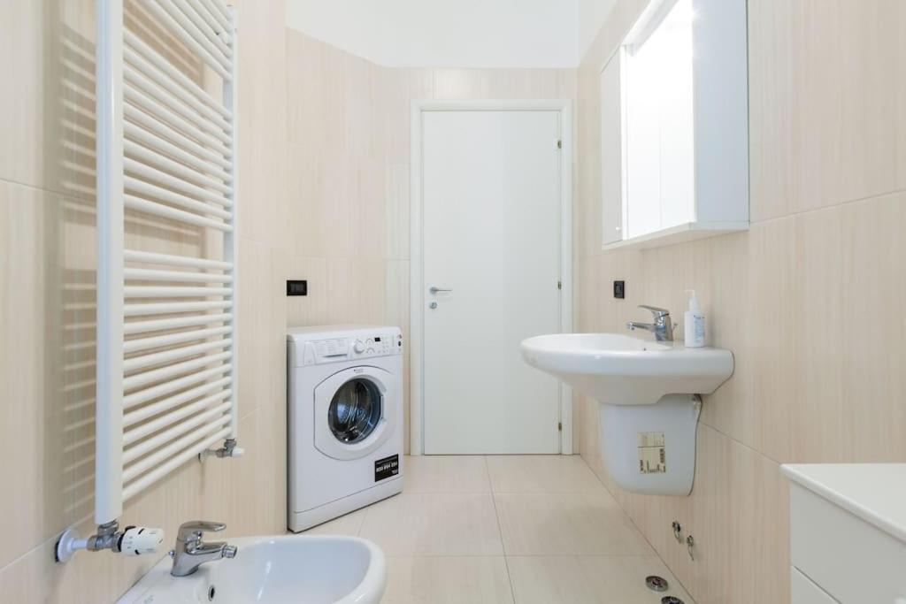 Spacious And New Apt In Citta Studi 米兰 外观 照片